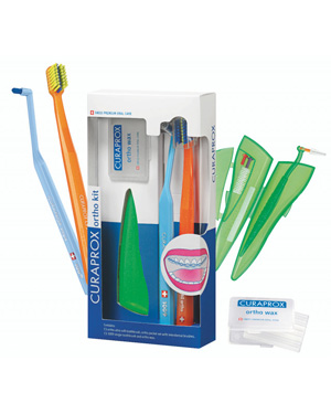 CURAPROX ORTHO KIT 1 SET COMPOSTO DA CS 5460 ORTHO+CS 1009 SINGLE+CPS ORTHO POCKET SET+ORTHO WAX - Farmacia Dott. Pasquale Russo